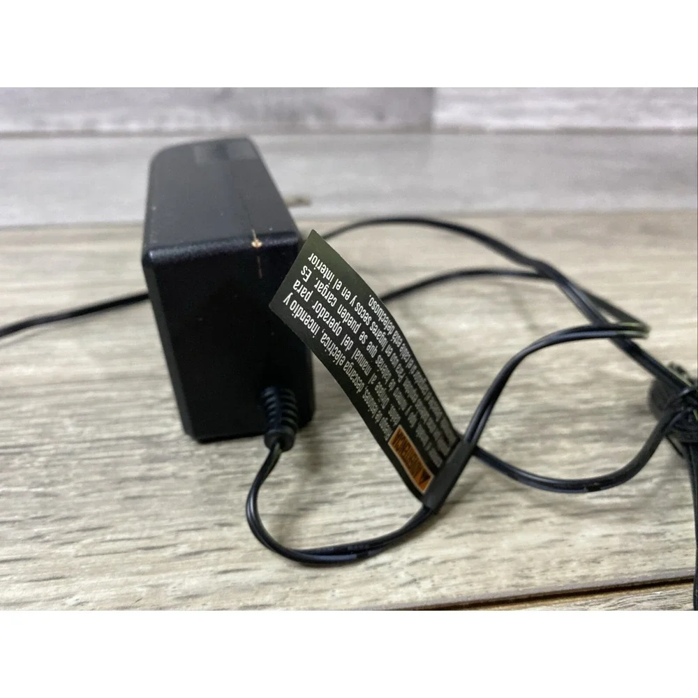 Ryobi Battery Charger P118B 18V ONE+ Lithium+ Gray Excellent LED Diagnostics